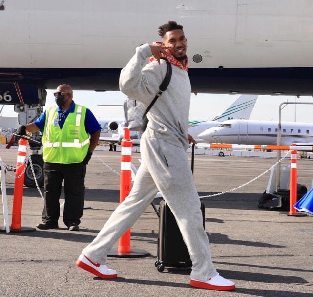 法尔克：拜仁考察了累西腓体育中场泽-卢卡斯，巴萨也有意（法尔克爆料：拜仁已考察累西腓体育中场泽-卢卡斯，巴萨同样有意）