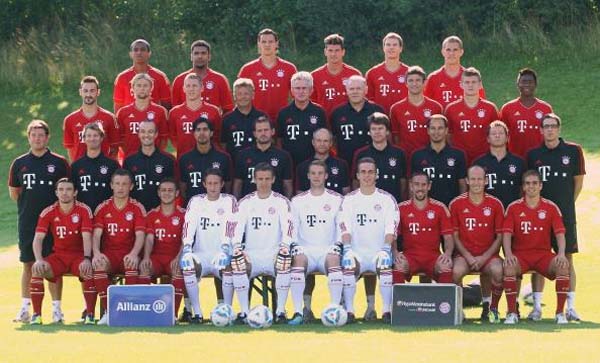 格拉利什连场高光表现奠定胜局（格拉利什连场神勇助队锁定胜局）