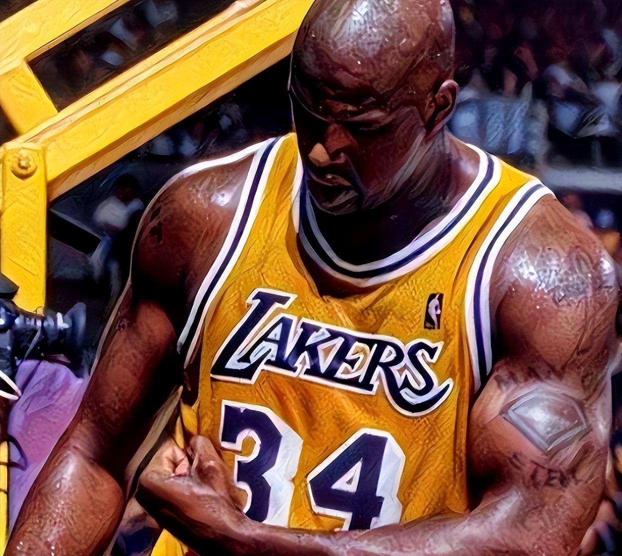 湖人96-119火箭 球员评价：1人优秀，1人及格，7人低迷（湖人96-119不敌火箭：球员评分仅1优1及格，7人低迷）