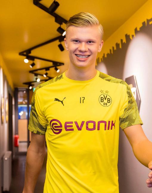 替补奇兵 欧冠阿森纳3-1拜仁(1st) Arsenal 3-1 Bayern（替补发威！欧冠阿森纳3-1力克拜仁）