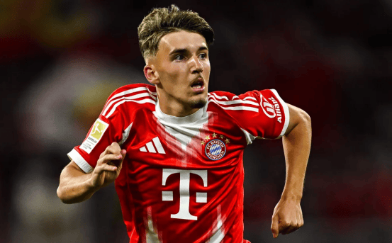 阿斯：皇马绝不会通过竞价来引援中卫，专注于合同到期的球员（阿斯：皇马不参与中卫竞价，重点锁定合同将满的球员）