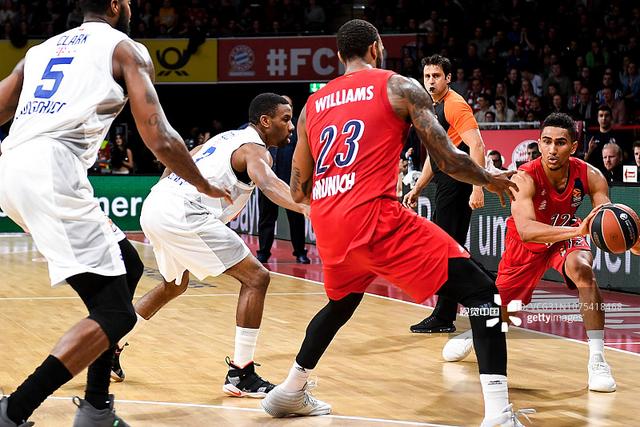 RMC：奥巴梅扬仓促复出为国效力，马赛医疗团队深感忧虑（RMC：奥巴梅扬为国急返赛场，马赛队医忧心忡忡）